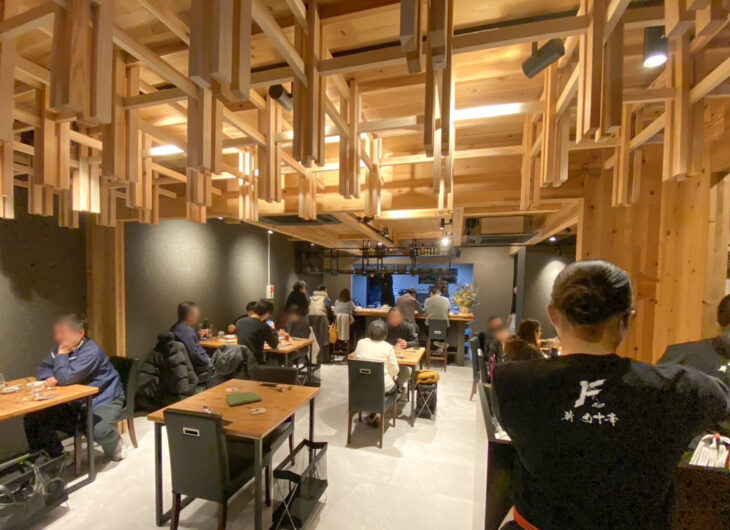 スタイリッシュな店舗デザイン