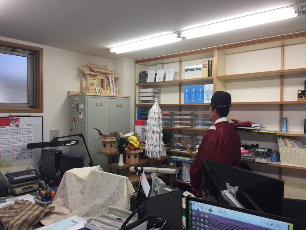 創業時のロハウスの社内