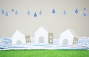台風シーズン前にしておきたい、住まいの点検と備え